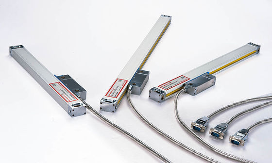 Yüksek hassasiyetli VS20 optik doğrusal kodlayıcılar 5μm Kodlayıcı çözünürlüğü ve doğru konumlandırma için IP67 koruma sınıfı